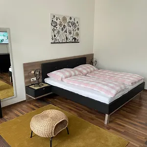 Apartamento Gesamte In Zentrumsnaehe