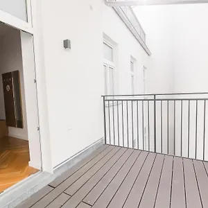 Nadland B61 Wien